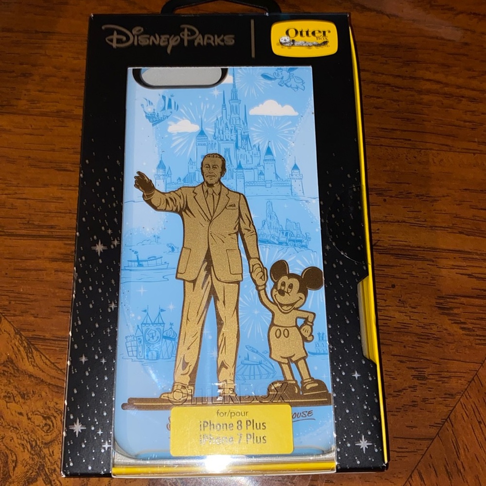 Disney Parks otter box  iPhone 8 Plus and 7 plus!!!